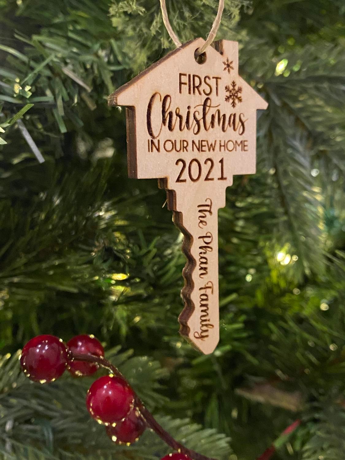 1/8 inch birch wood laser cut engraved christmas key ornament